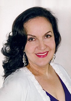 Olga Merediz