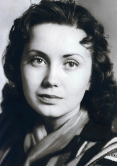 Елена Добронравова