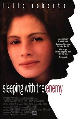Постер фильма В постели с врагом (1991)
