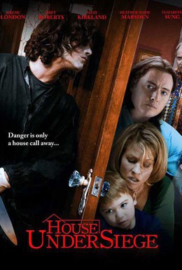 Постер фильма Дом в осаде (2010)