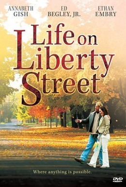 Постер фильма Жизнь на улице Либерти (2004)