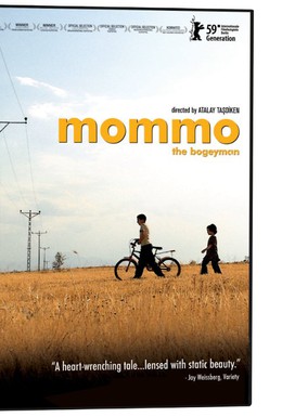 Постер фильма Моммо (2009)
