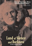 Земля тишины и темноты (1971)