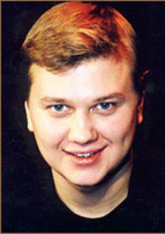 Антон Денисов