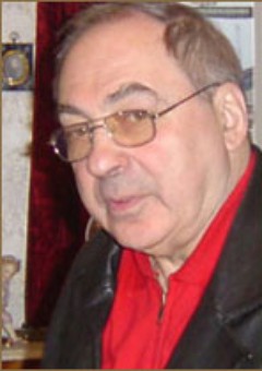 Виктор Макаров