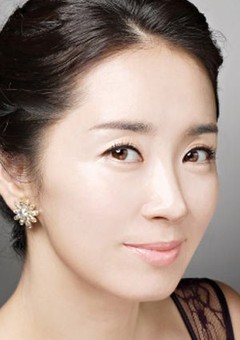 Yoon Yoo-seon